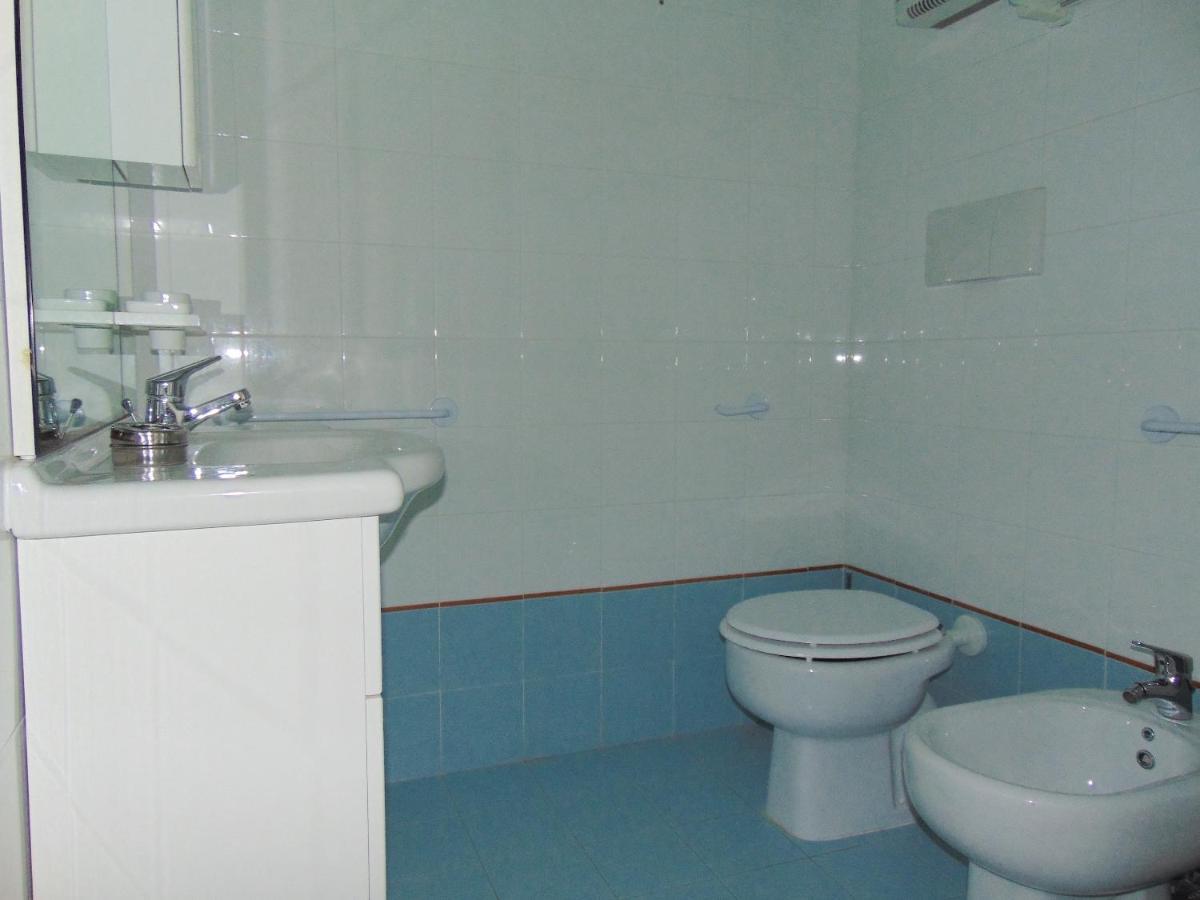 N226 - Numana, Meraviglioso Bilocale Fronte Mare Apartment Numana