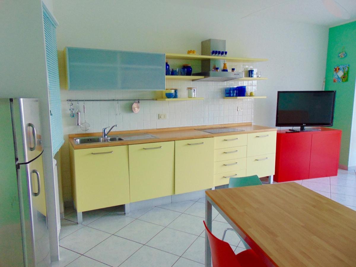 N226 - Numana, Meraviglioso Bilocale Fronte Mare