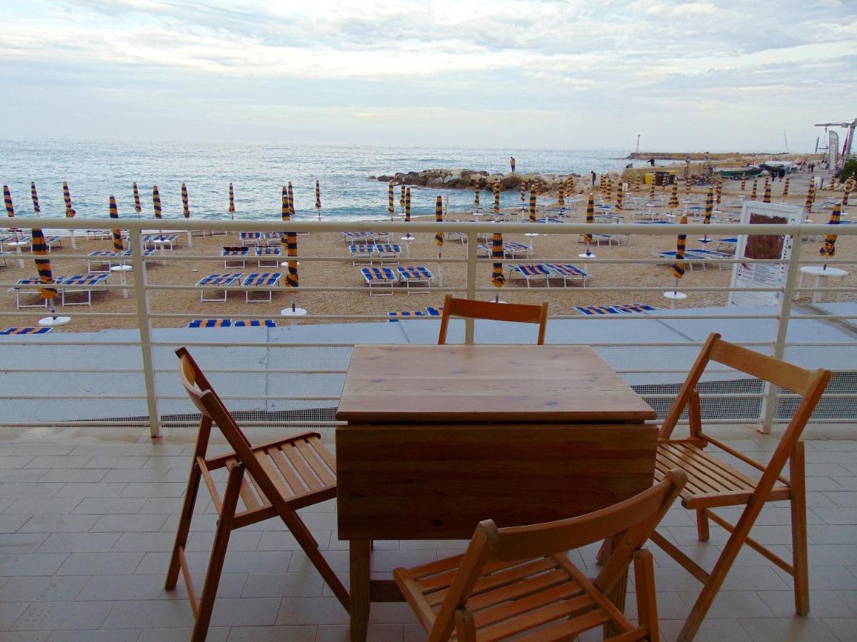 Apartment N226 - Numana, Meraviglioso Bilocale Fronte Mare Numana